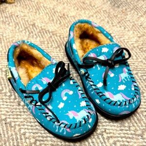 Norty Blue faux suede Unicorn Moccasin Slippers size toddler‎ 9